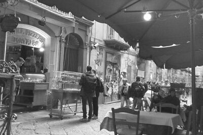 place to find pizza Place to find meat lovers pizza